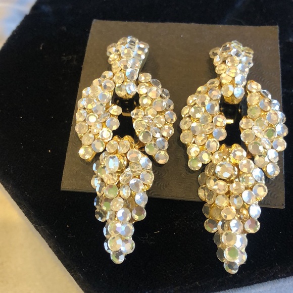 Stunning Crystal Vintage Earrings-Boutique - Picture 4 of 4